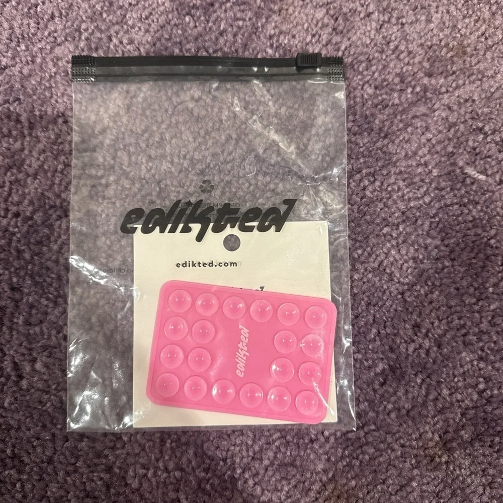 Edikted Vibrant Pink Phone Holder - Picture 1 of 1